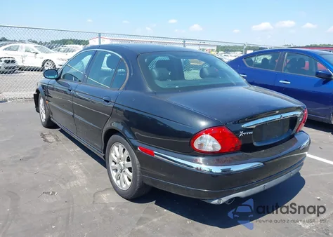 2002 Jaguar X-Type 2.5L from USA, damaged, VIN SAJEA51D22XC27528